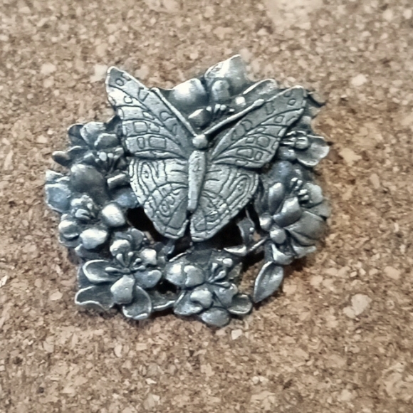 Pewter Brooch by Birds & Blooms 1990s limited edition - Picture 2 of 4